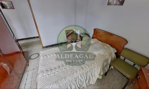 Se vende amplia cassa en Santaballa, Vilalba, con opcion a cafeteria en el bajo