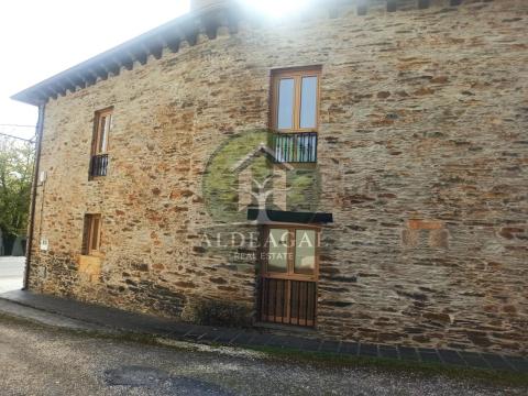 Encantadora casa de piedra restaurada en Pacios (Begonte, Lugo)
