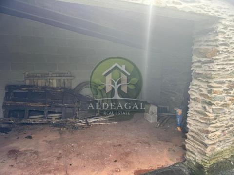 Encantadora casa de piedra restaurada en Pacios (Begonte, Lugo)