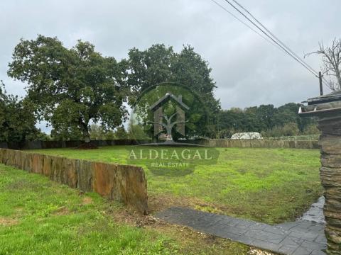 Encantadora casa de piedra restaurada en Pacios (Begonte, Lugo)